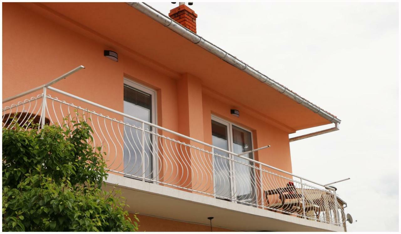 Apartman Loretta Primosten Luaran gambar